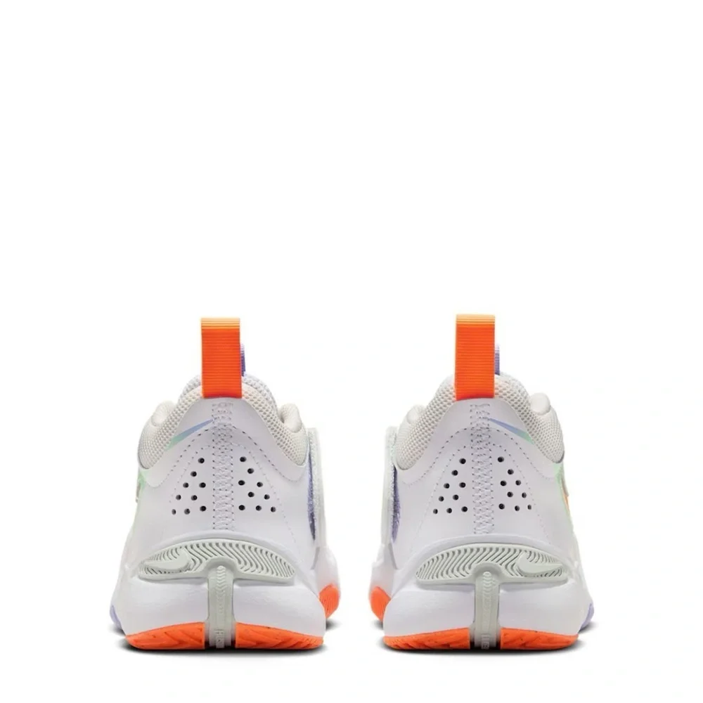 Nike Team Hustle D 11 Basketball Sneaker - Kids'